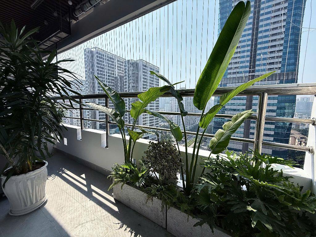Bán căn hộ chung cư 18T1 Lê Văn Lương căn tầng cao 117m 3pn full đồ giá 9,2 tỷ bao phí