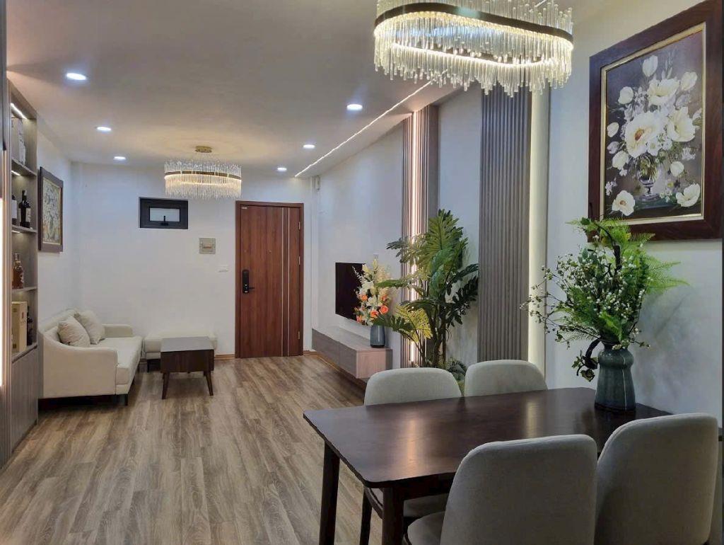 Bán căn hộ KĐT Mễ Trì Hạ đối diện Keangnam 68m 2pn full đồ nhà đẹp sẵn sổ 4,99 tỷ