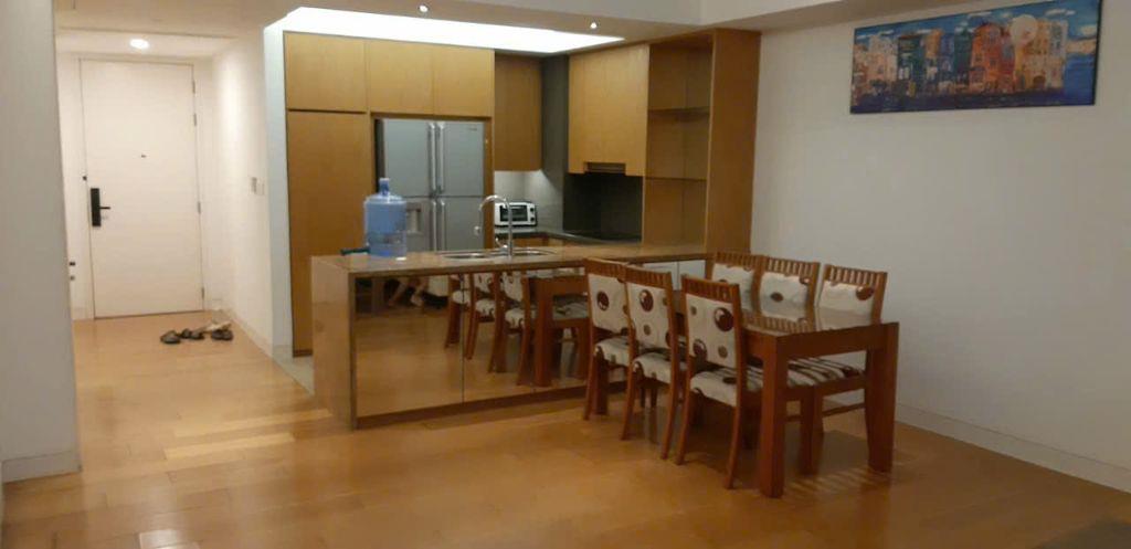 Bán căn hộ cao cấp IPH Indochia 241 Xuân Thuỷ, Cầu Giấy căn góc 120m 3pn view đẹp sẵn sổ