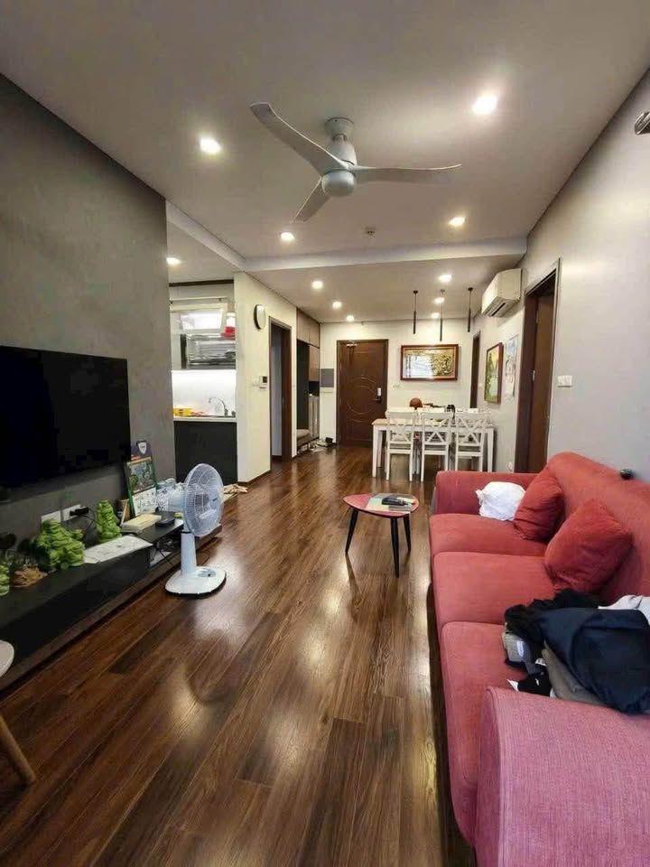 Bán căn hộ chung cư KĐT Ngoại Giao Đoàn tòa N01T1 95m 3pn full đồ view hồ điều hòa