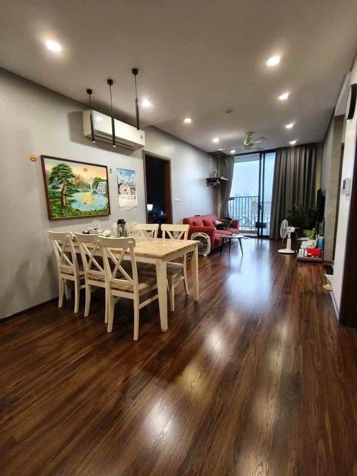 Bán căn hộ chung cư KĐT Ngoại Giao Đoàn tòa N01T1 95m 3pn full đồ view hồ điều hòa