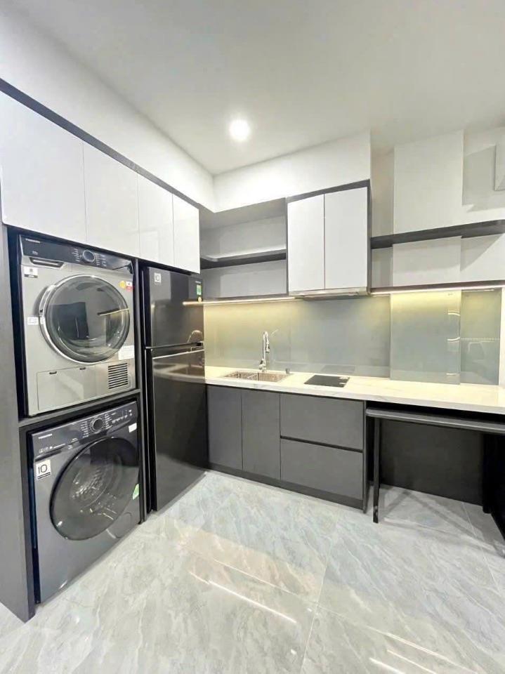 Bán toà nhà mặt phố Chính Hữu Sơn Trà cạnh trung tâm tài chính quốc tế khu VIP 88m x8T + sân vườn tầng thượng