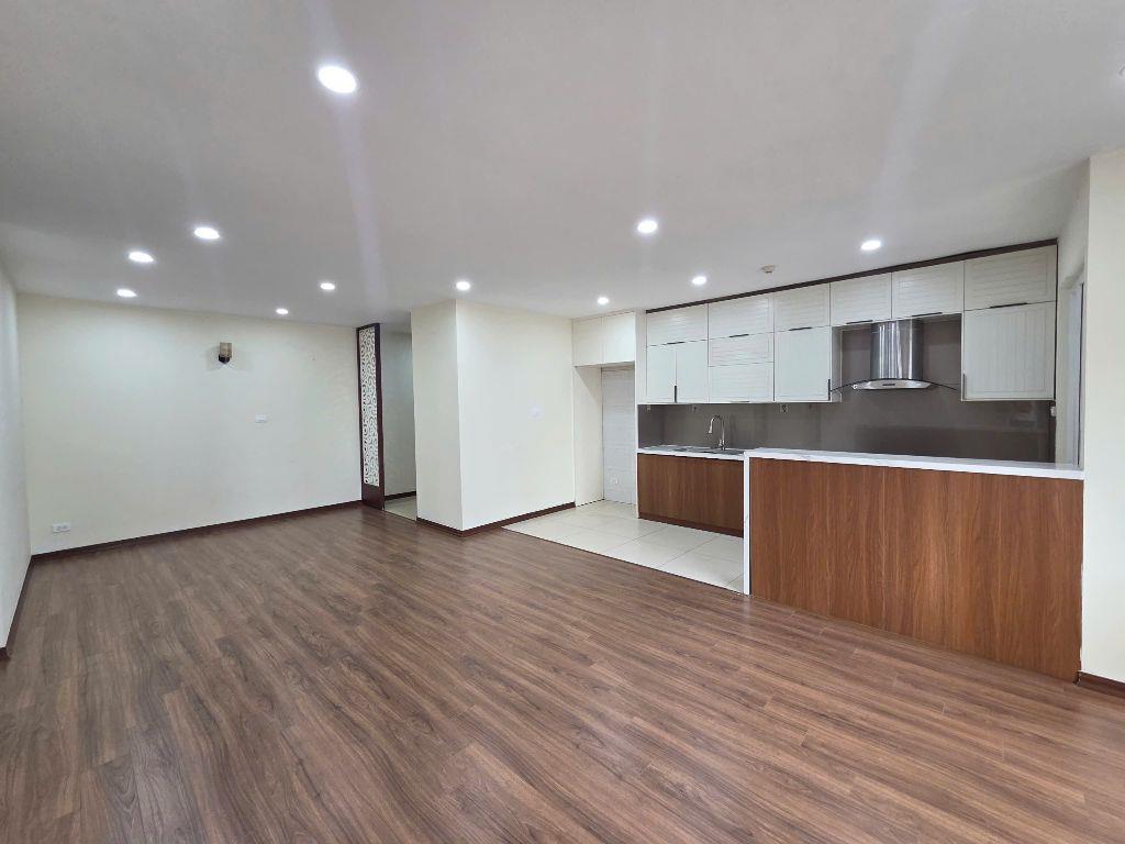 Bán căn hộ chung cư 21T1 Hapulico căn góc 121m 3pn đồ cơ bản có slot ô tô view đẹp
