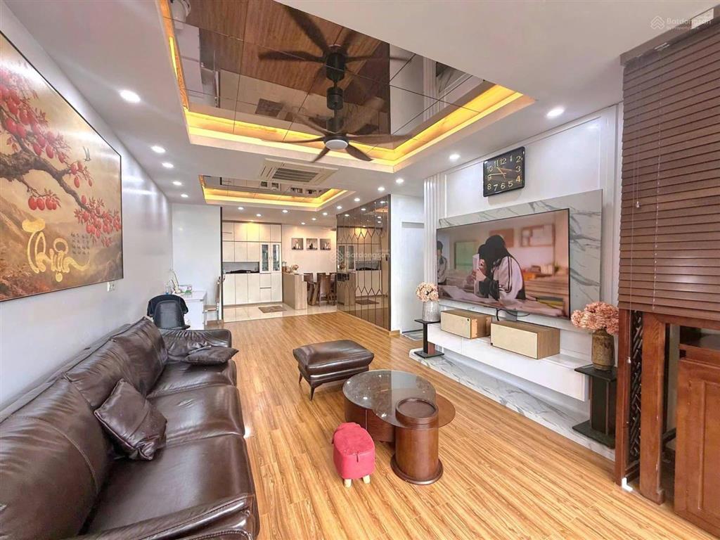 Bán căn hộ chung cư bohemia residence nguyễn huy tưởng căn góc 141m 3pn full đồ ban công đông nam