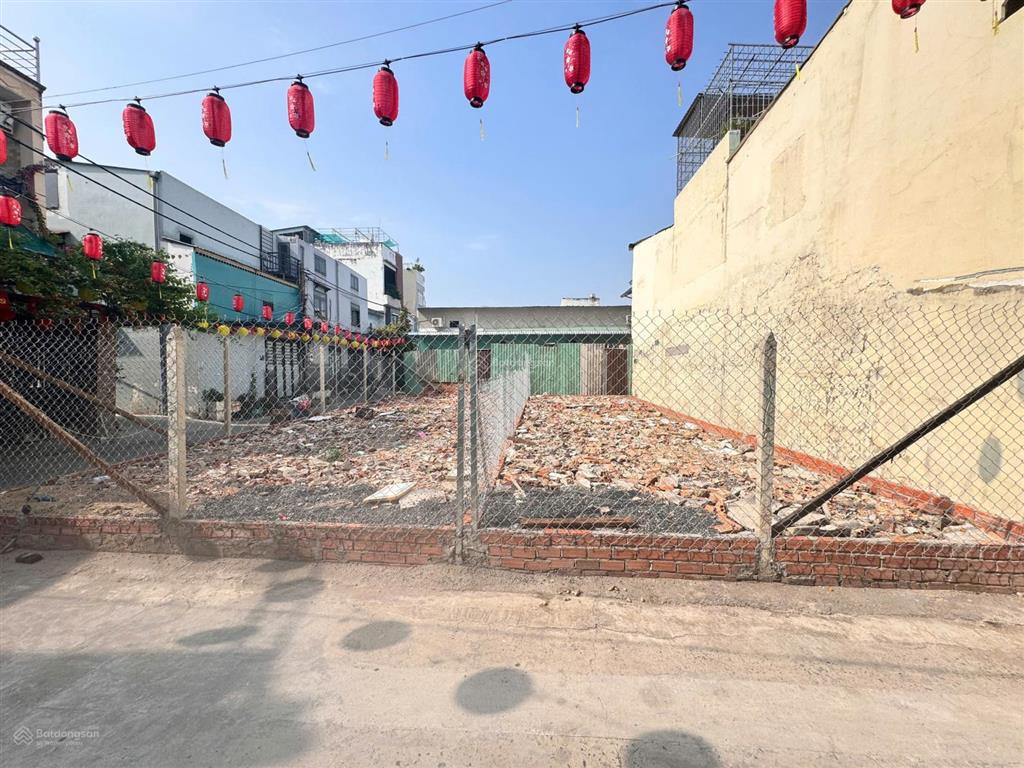 Chủ hạ 300 triệu bán đất đường thông hẻm ô tô ngay đs26 phạm văn đồng, p. hiệp bình, thủ đức