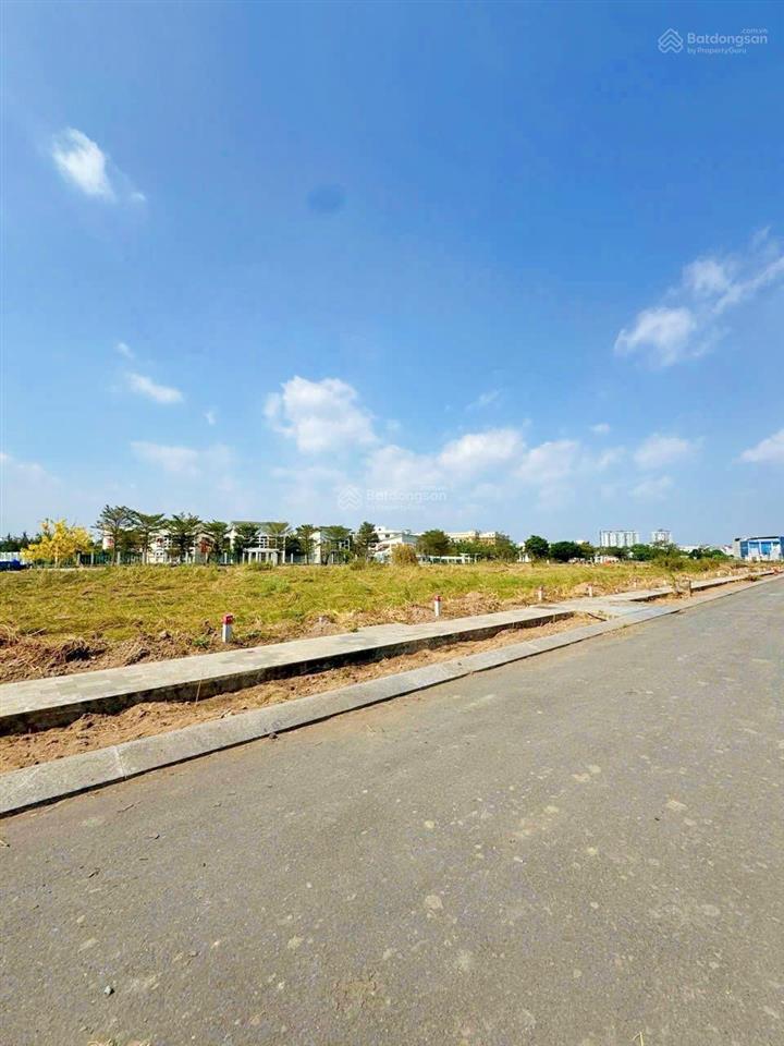 Chính chủ bán đất ngay đô thị vạn phúc city  sổ hồng riêng từng nền ngay trường mầm non hiệp bình