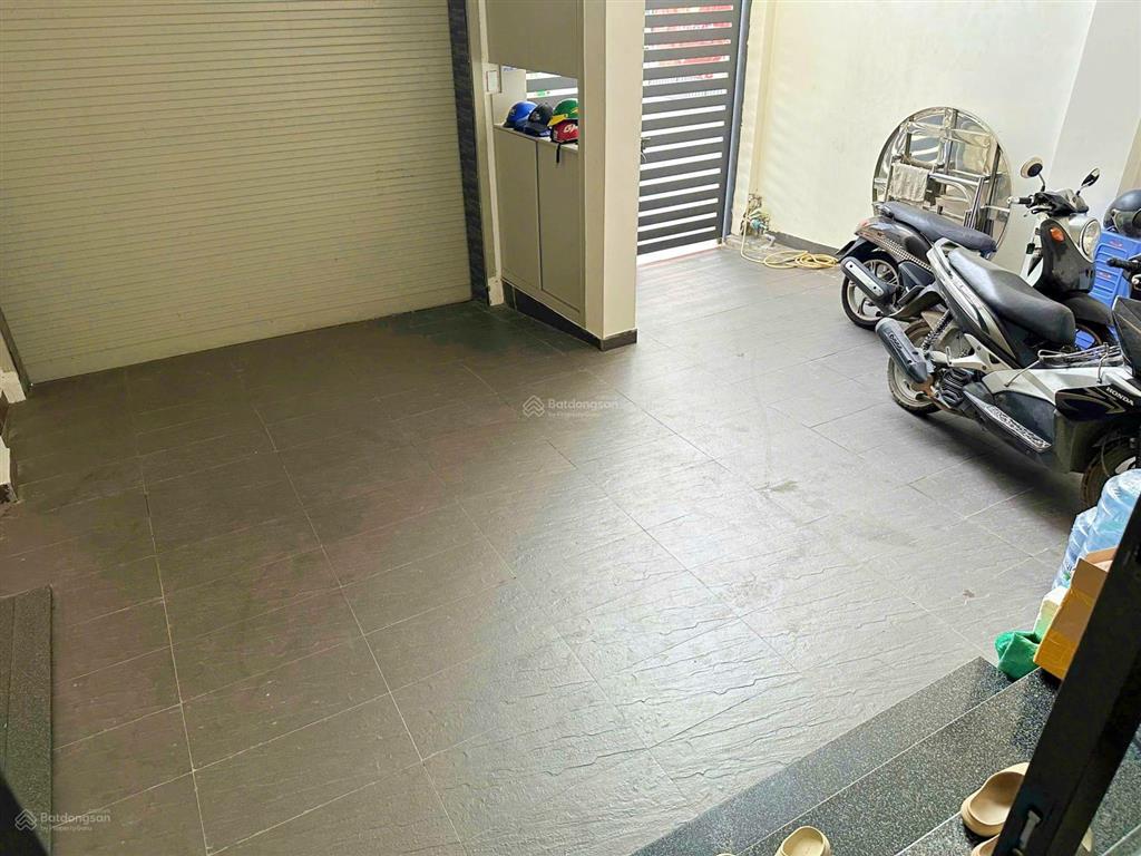 Bán nhà 3 tầng ngang 6m ngay kdc vườn cau, đường thông thoáng 10m, sổ riêng hoàn công, kdc an ninh