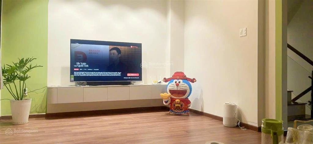 Bán nhà 3 tầng ngang 6m ngay kdc vườn cau, đường thông thoáng 10m, sổ riêng hoàn công, kdc an ninh