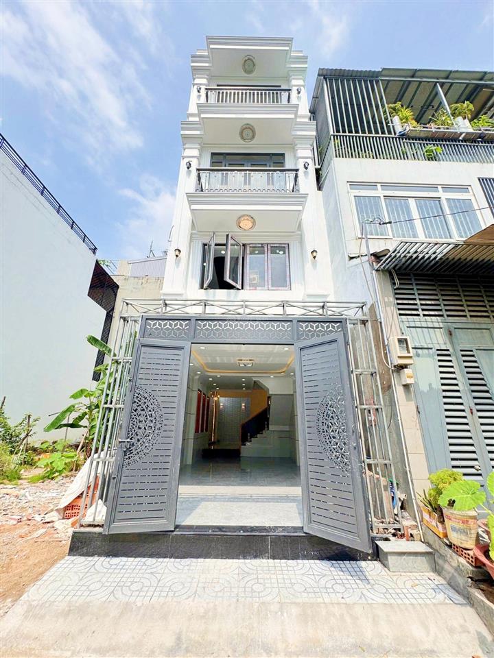 Nhà đẹp 4 tầng full nội thất ngay vạn phúc city, cách ql13 200m, sổ riêng hoàn công, tiện cho thuê