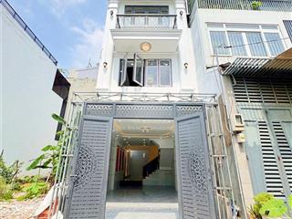 Nhà đẹp 4 tầng full nội thất ngay vạn phúc city, cách ql13 200m, sổ riêng hoàn công, tiện cho thuê