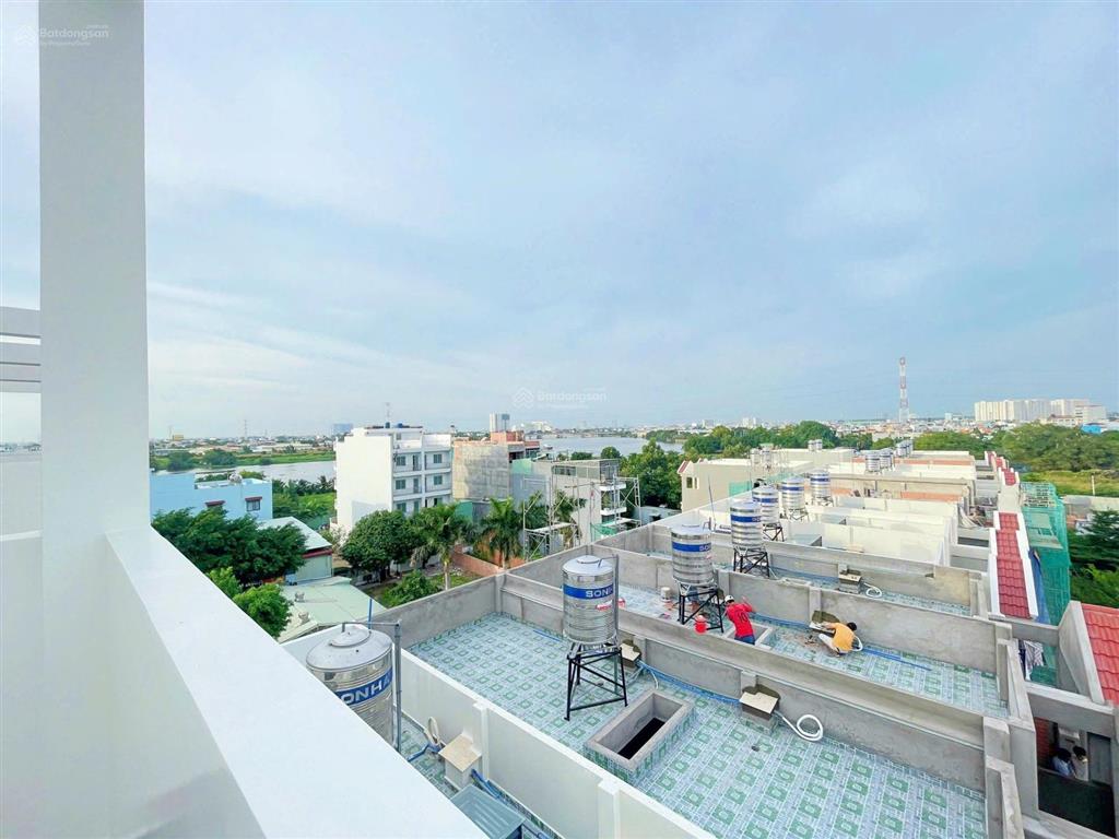 Cho thuê nhà 3 tầng khu đồng bộ ven sông sg, sát vạn phúc city, cách ql13 200m, đường thông bàn cờ