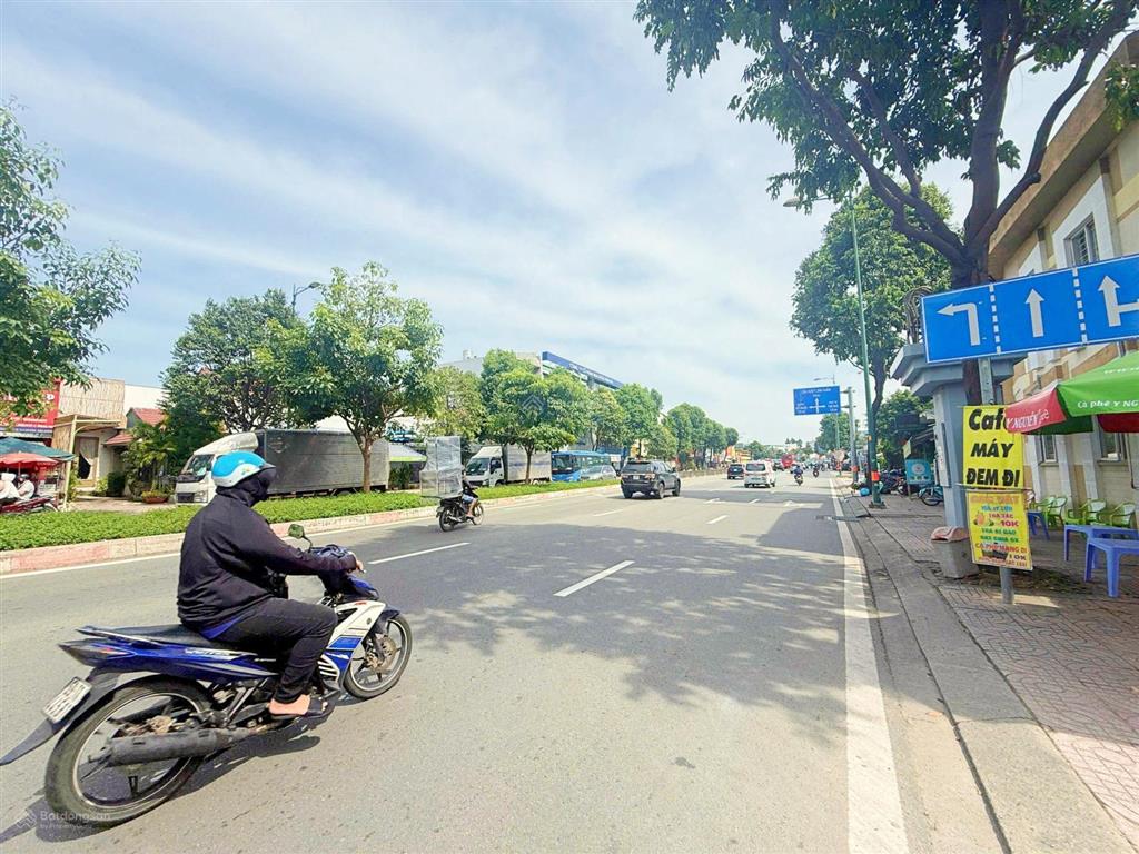 Bán lô đất góc 2 mặt tiền hẻm ô tô ngay đường dương văn cam, chỉ cách phạm văn đồng 300m, sổ riêng