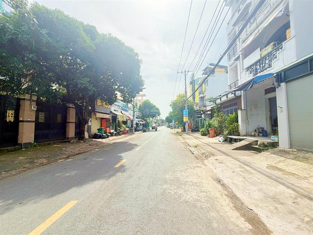 Bán lô đất góc 2 mặt tiền hẻm ô tô ngay đường dương văn cam, chỉ cách phạm văn đồng 300m, sổ riêng