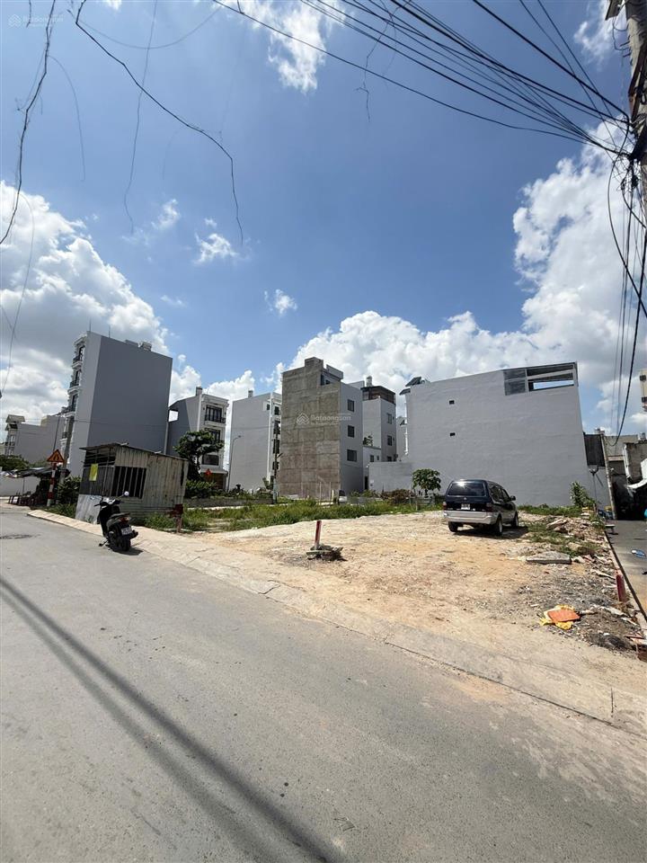 Bán đất mặt tiền đường số 40 ngay chợ hiệp bình, cách phạm văn đồng 400m, mật độ xây dựng cao