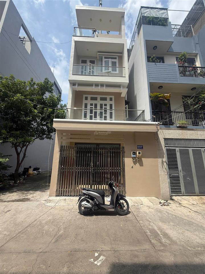 Cho thuê nhà 3 tầng ngay ds27 phạm văn đồng  sát trường học ngô chí quốc , ngang hơn 5m