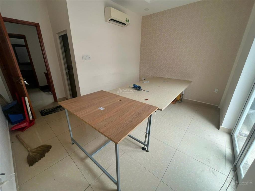 Cho thuê nhà đồng bộ 3 tầng khu văn minh ngay ngã tư hiệp bình phước, cách ql13 50m