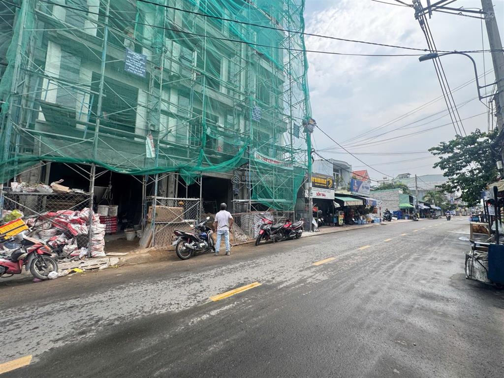 Bán nhà mặt tiền đường số 2 ngay cầu ông dầu, có thang máy. đường thông khu sầm uất tiện kinh doanh