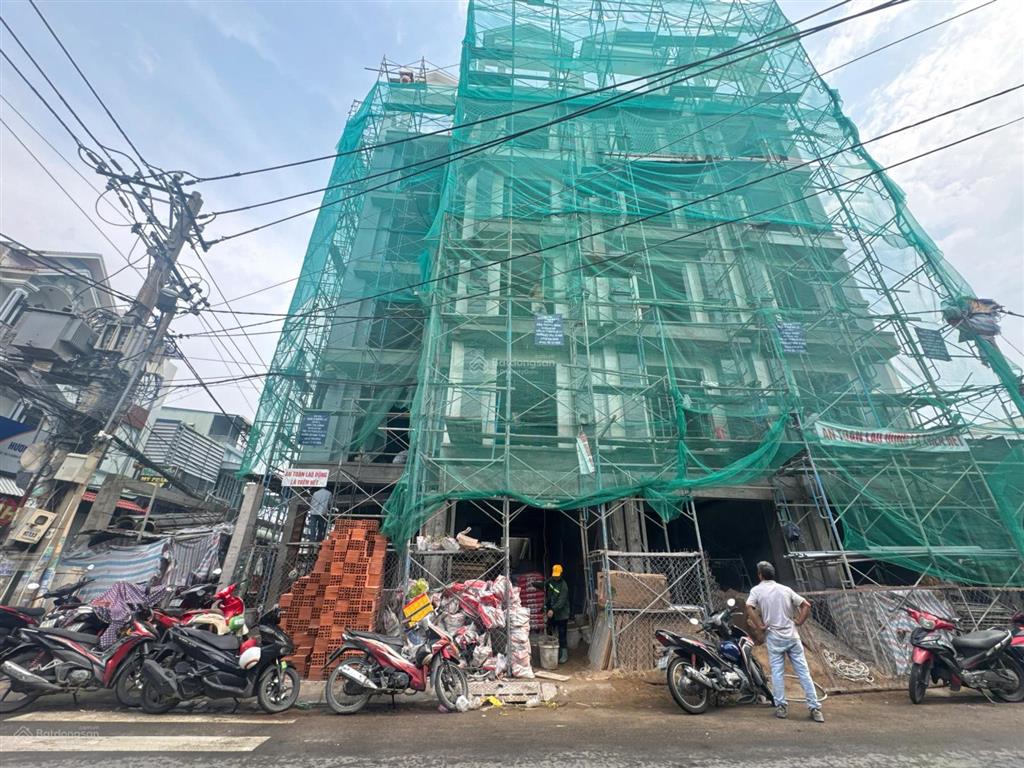 Bán nhà mặt tiền đường số 2 ngay cầu ông dầu, có thang máy. đường thông khu sầm uất tiện kinh doanh