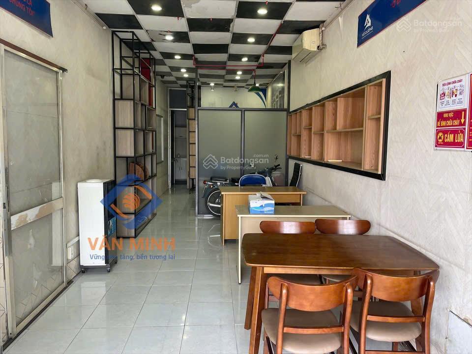Cho thuê nhà 8x20. mặt tiền kha vạn cân , đối diện gigamall , ưu tiên mở cty