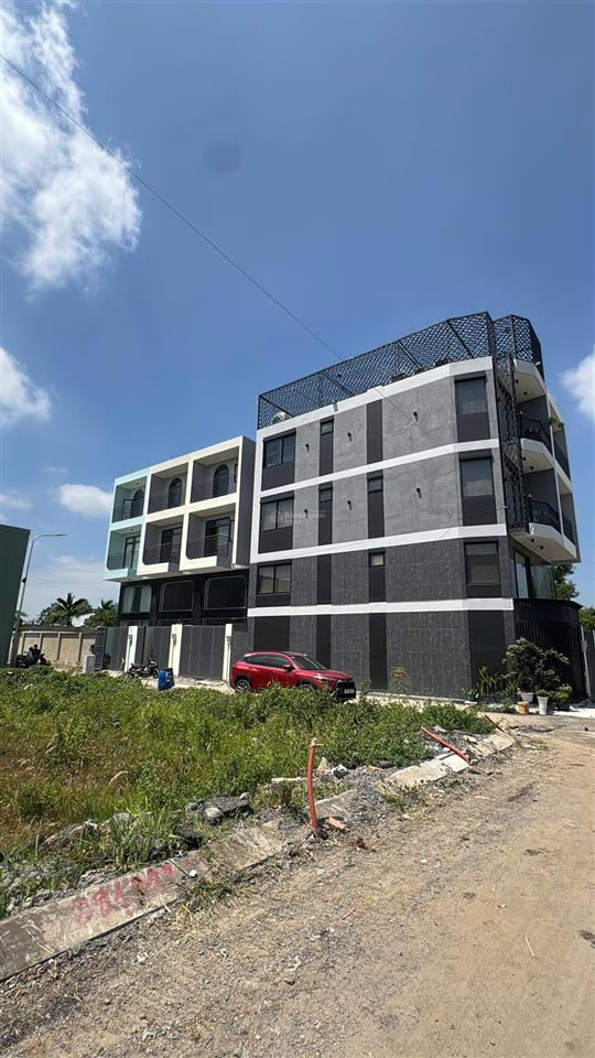 Lô góc vị trí đẹp sát mặt tiền ngô chí quốc  shr  đường 9m
