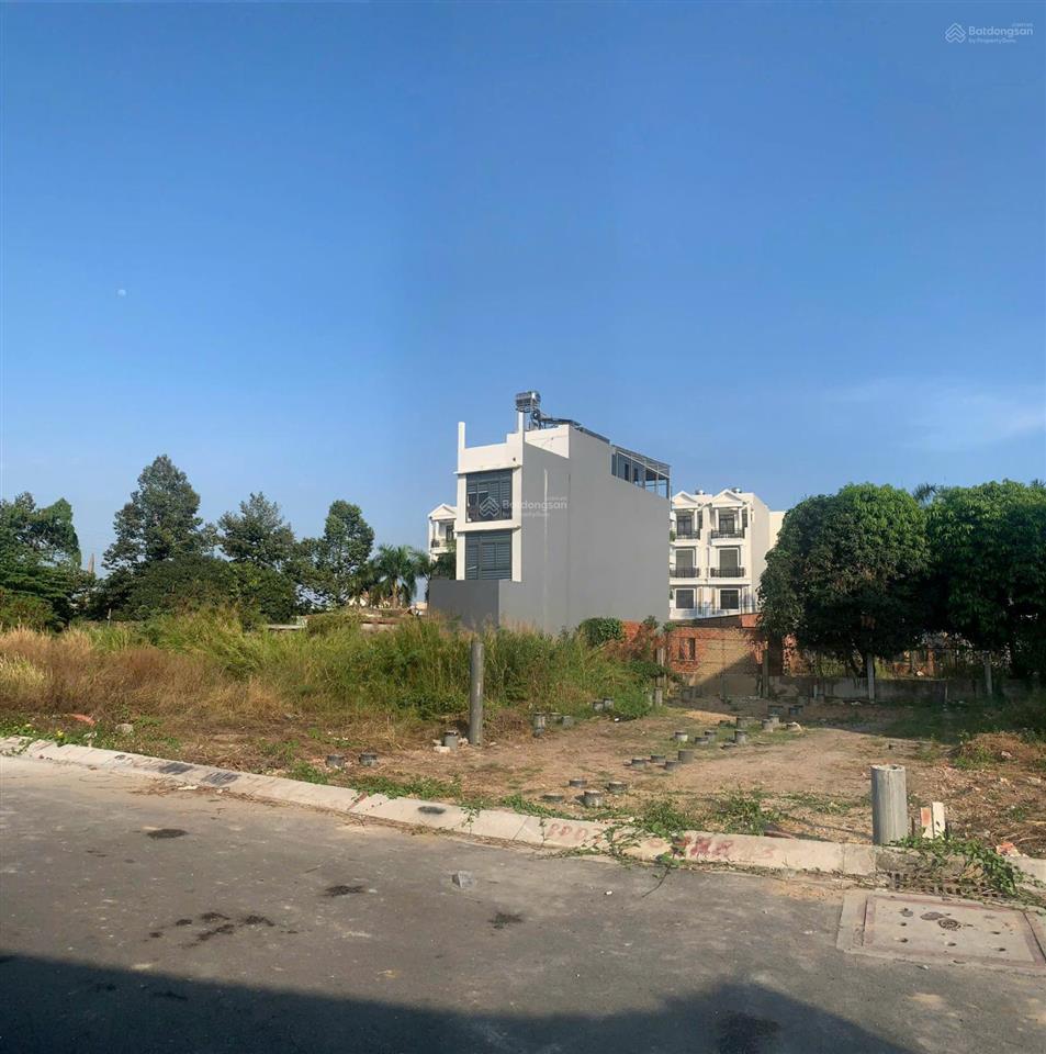Bán đất ven sông sg  đường ô bàn cờ  ngay ngã ba hiệp bình 5x28m shr