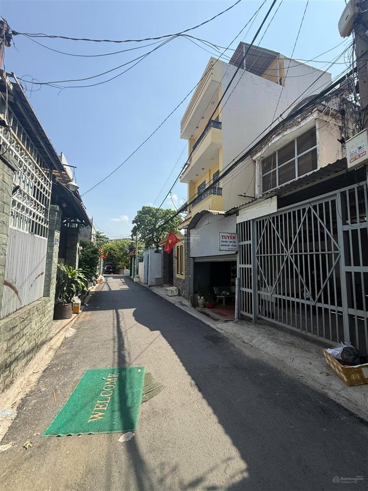 Nhà 1 trệt 1 lầu đường thông  đường số 12 hiệp bình chánh  shr xe tải vào tận nhà