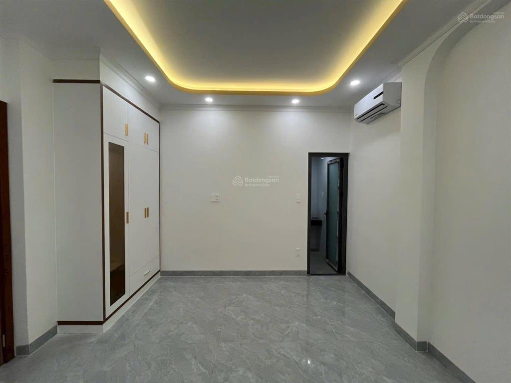 Nhà 3 tầng ngang 6m có sân hxh khu đồng bộ đẹp tại đường số 40, hiệp bình