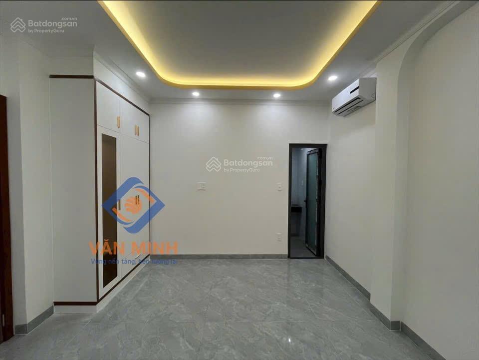 Nhà 3 tầng ngang 6m có sân hxh khu đồng bộ đẹp tại đường số 40, hiệp bình