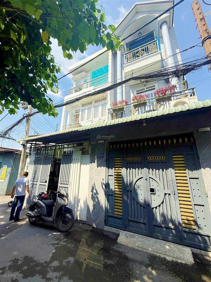 Căn góc 2 mặt tiền  nhà ngang 5m, đường thông gần ql13, giá 7 tỷ 2 shr