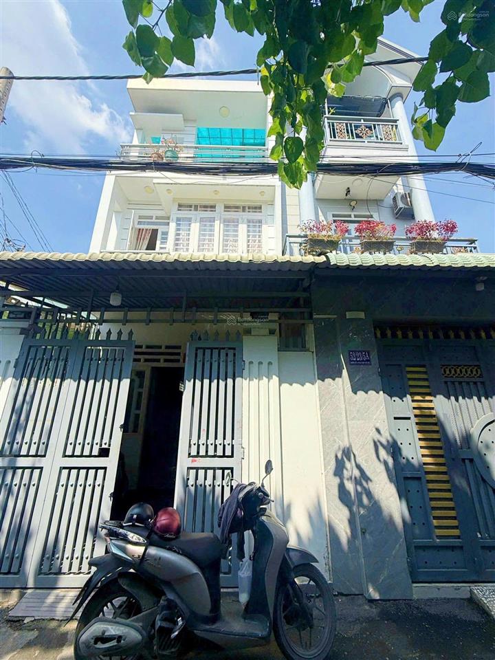 Căn góc 2 mặt tiền  nhà ngang 5m, đường thông gần ql13, giá 7 tỷ 2 shr