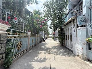 Nhà 1 trệt 2 lầu đường số 38  ngay chợ hiệp bình  cách phạm văn đồng chỉ 500m  6,2 tỷ shr