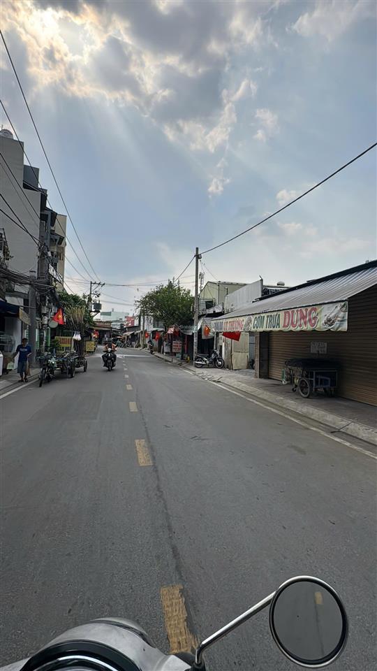 Đất sát chợ hiệp bình full thổ cư ngang đẹp 6m  shr