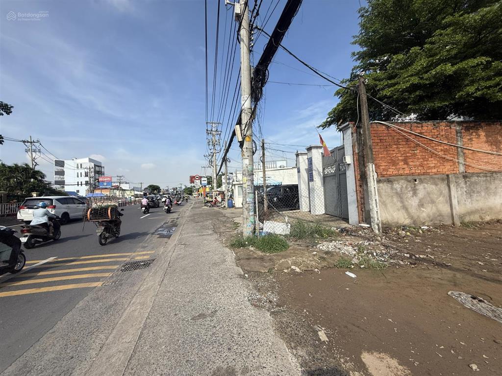 Đất mặt tiền kinh doanh ql13  1100m²  ngang 22x50m  cho thuê kd đa ngành nghề