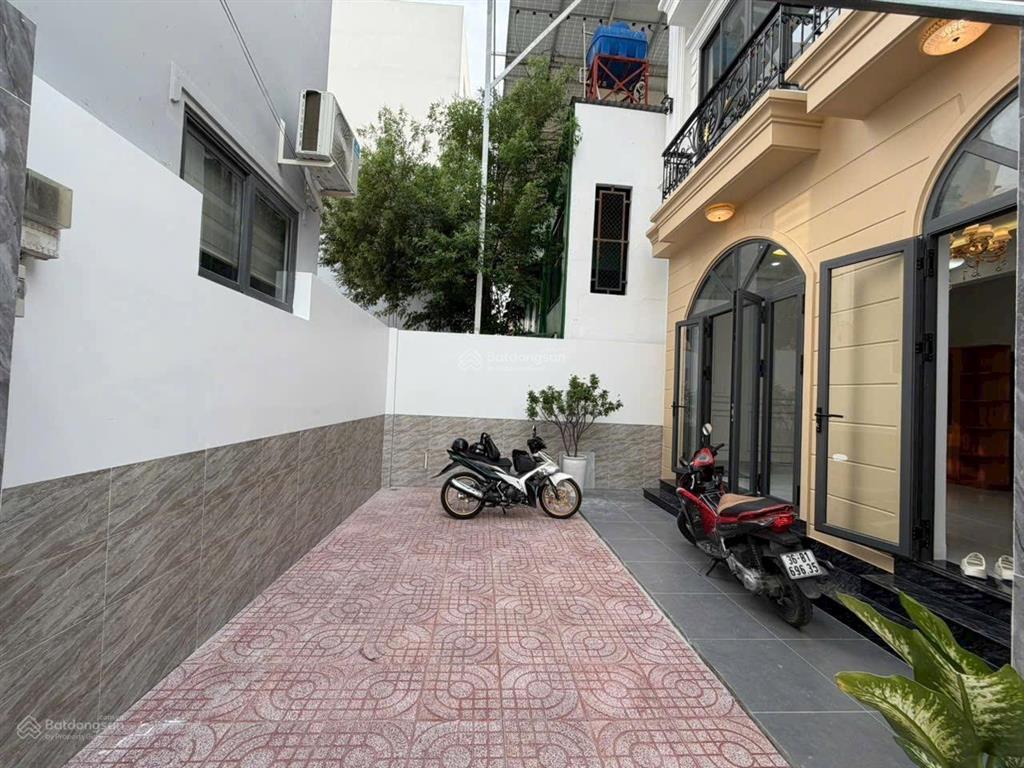 Biệt thự mini đường số 40 gần chợ hiệp bình  6x13  sổ hồng riêng