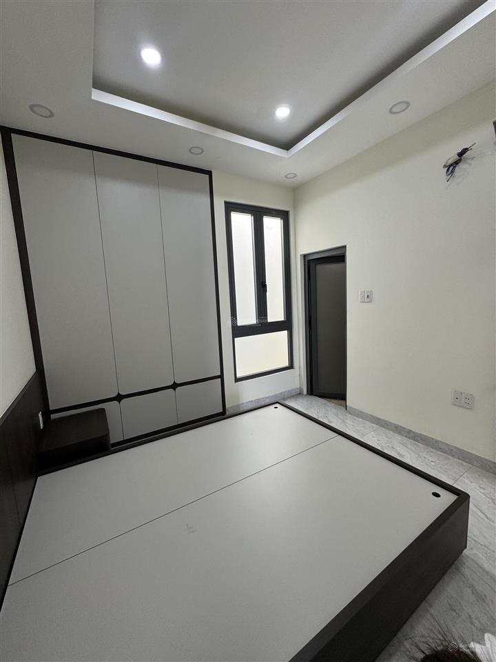 Nhà 5 tầng mặt tiền hẻm 520 16m  full nội thất  sổ hồng riêng