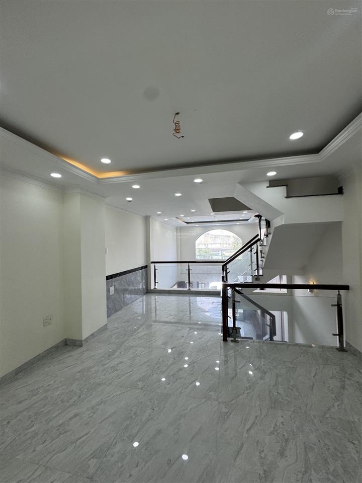 Nhà 5 tầng mặt tiền hẻm 520 16m  full nội thất  sổ hồng riêng