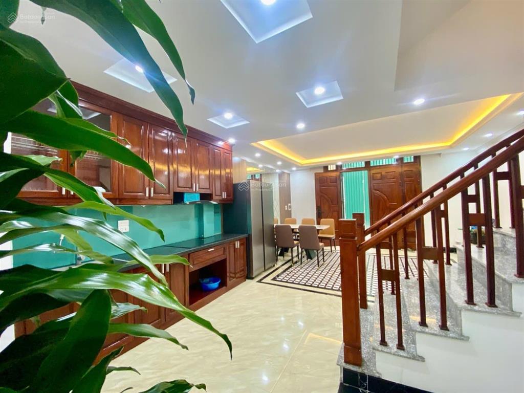 Siêu phẩm cổ linh aeon long biên  ô tô đỗ cửa  full nội thất  ngay cạnh phố   0931 411 ***