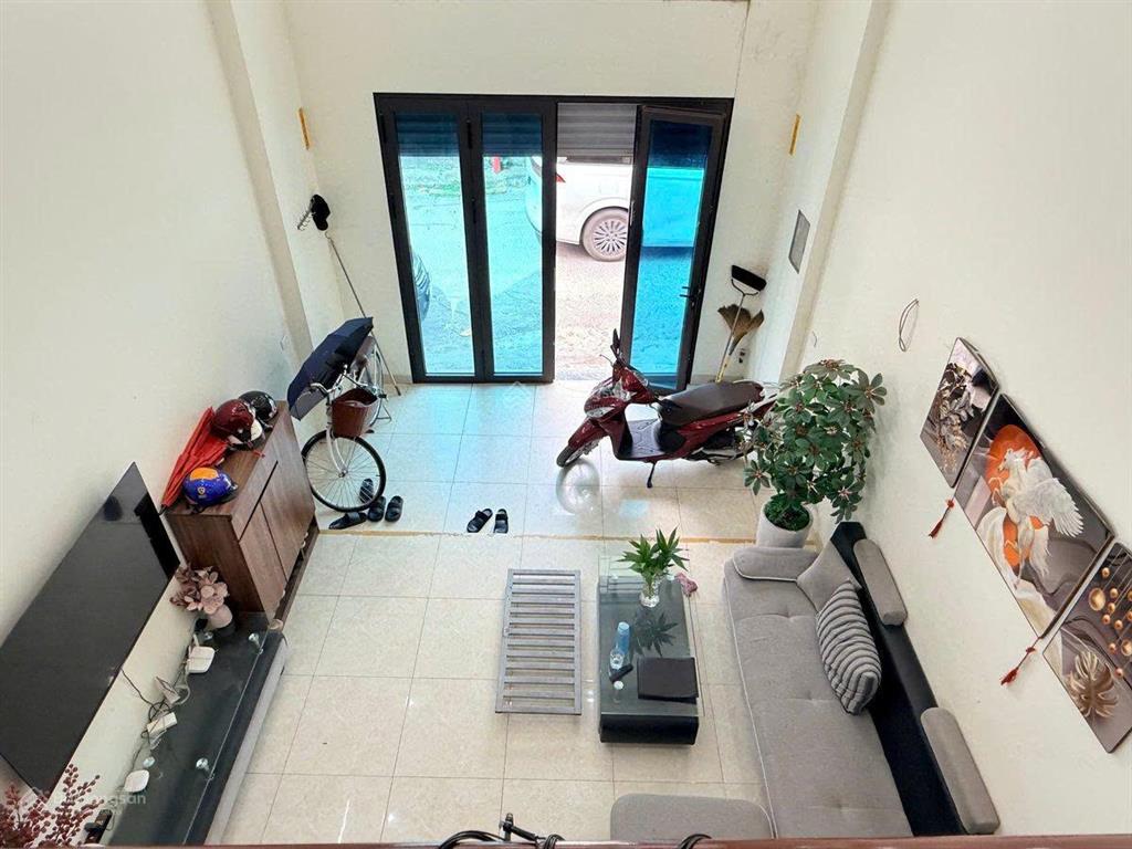 11.6 tỷnhà đẹp ở luônô tô tránhkinh doanh46m2 5thàng xóm aeon long biên