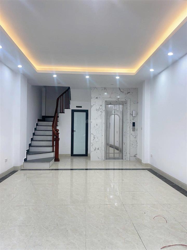 Siêu rẻ11.5 tỷ7t thang máygara ô tônhà mớichỉ còn 1 căn hiếm cóđại mỗ, nam từ liêm, hn