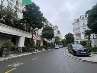 Siêu rẻ11.5 tỷ7t thang máygara ô tônhà mớichỉ còn 1 căn duy nhấtđại mỗ, nam từ liêm, hn