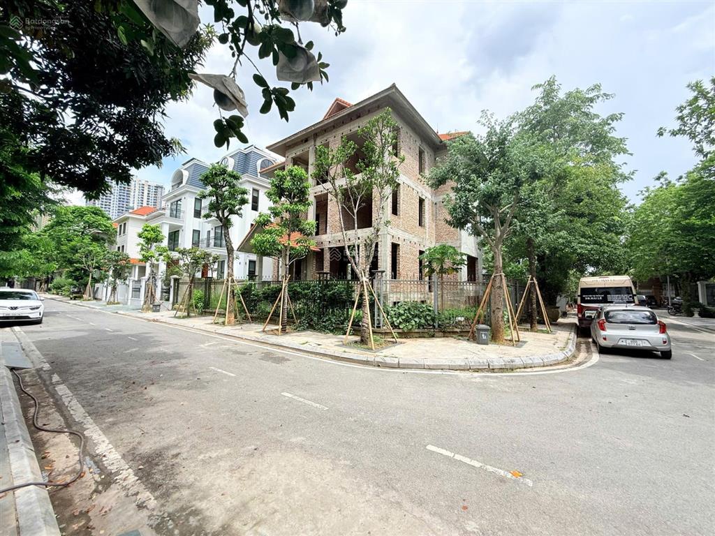 Siêu phẩm thiên đường bảo sơn  lô góc  có hầm 377m2 x 4t, mặt tiền siêu khủng 76 tỷ