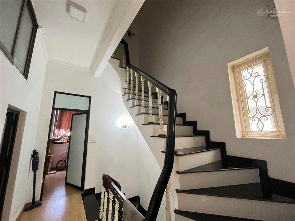 Cực hot chỉ 14.5 tỷ  nhà đẹp ở luôn hoàng hoa thám, ba đình  73m2 siêu rộng
