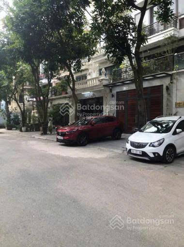 12,5 tỷ  nhà 5 tầng siêu đẹp  thang máy  ô tô tránh  kinh doanh  giảng võ, ba đình