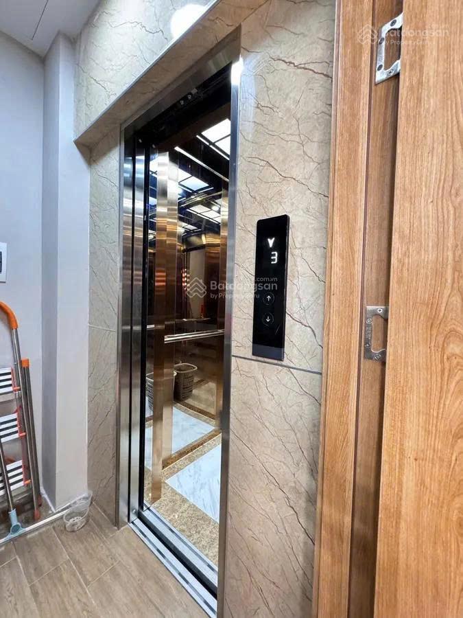 12,5 tỷ  nhà 5 tầng siêu đẹp  thang máy  ô tô tránh  kinh doanh  giảng võ, ba đình