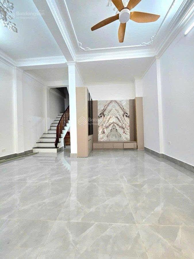 Chỉ 13,8 tỷ  nhà đẹp ở luôn 50m2 x 4t  cực gần phố đội cấn, ba đình