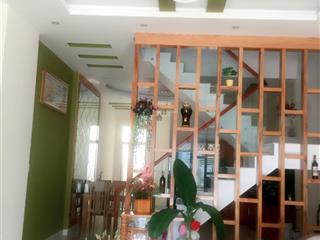 Bán căn nhà 1 trệt 1 lầu tdc phú chánh b full nội thất giá chỉ 3tỷ9  0916 020 ***