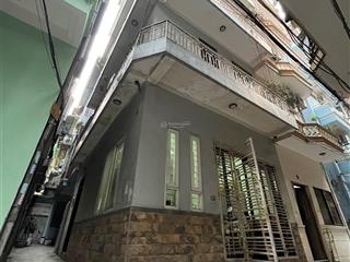 Cần bán căn nhà lô góc phố trần bình  cầu giấy, 35/42m2 x 5 tầng ô chờ thang máy giá 12.4 tỷ có tl