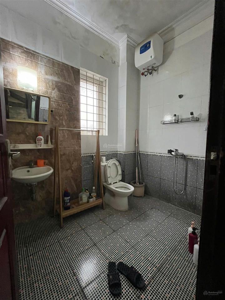 Cần bán căn nhà lô góc phố trần bình  cầu giấy, 35/42m2 x 5 tầng ô chờ thang máy giá 12.4 tỷ có tl