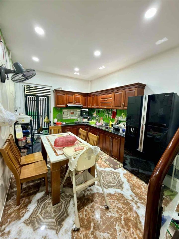 NHÀ 45m2 đúc 1 LẦU - HXH 6m quay đầu - ngay CityLand và UB quận