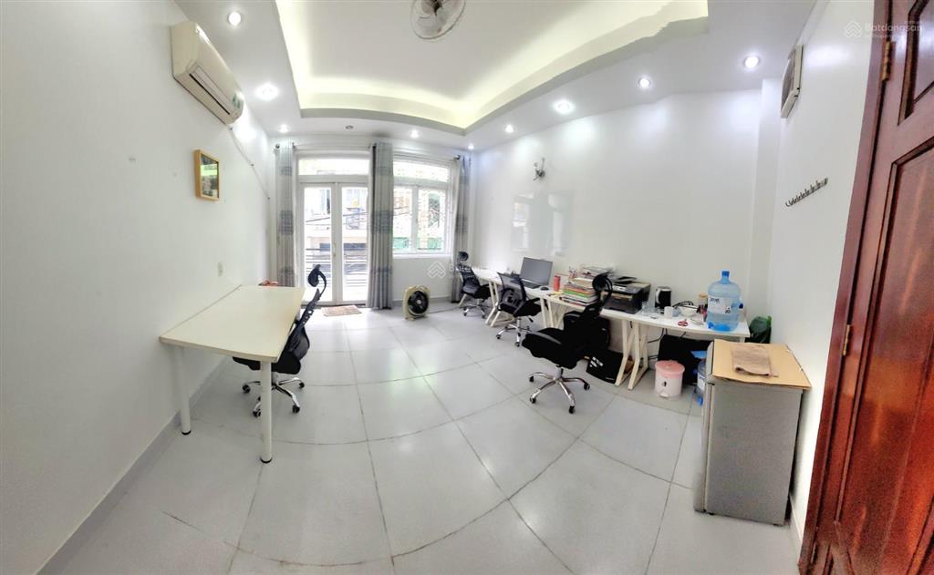 Chính chủ cho thuê vp, sẵn sàng nội thất, không phụ thu ngoài giờ